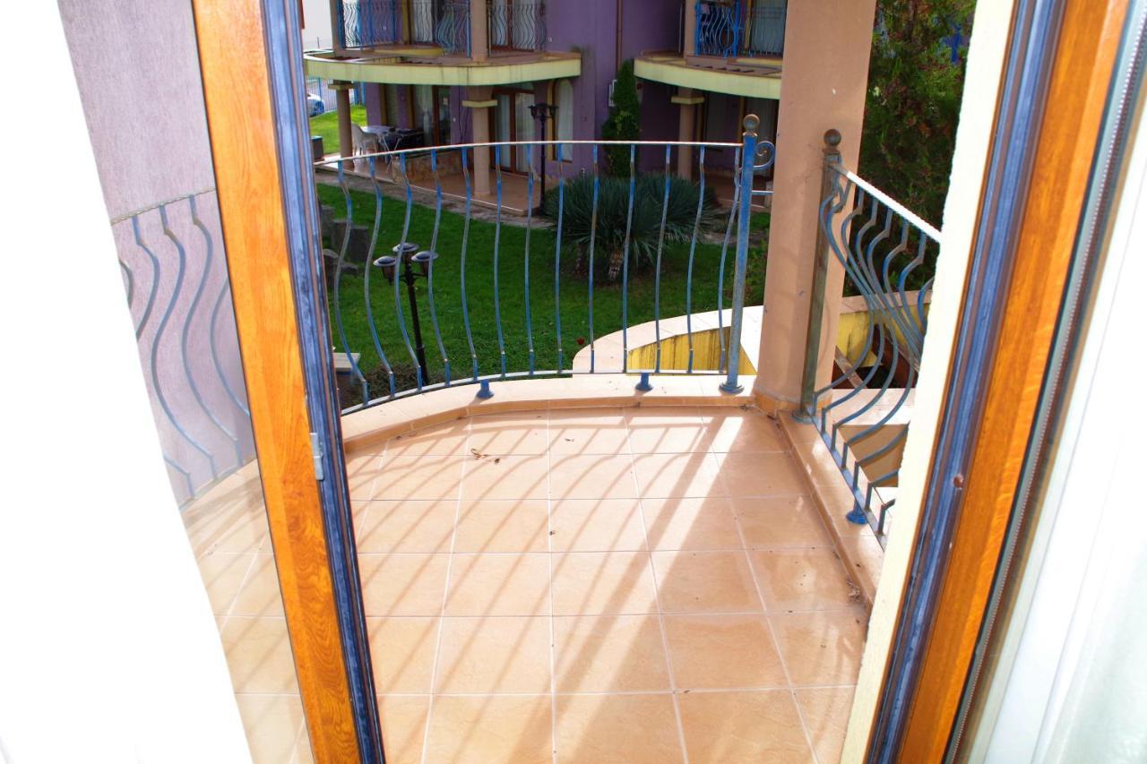 Azura Garden Apartments Chernomorets Exterior foto